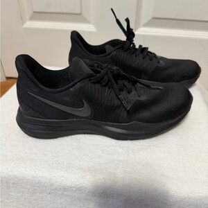 Nike Women's Black Athletic Shoes